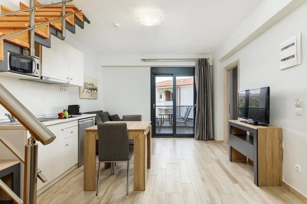 Ilis Villas Νικήτη 0*,